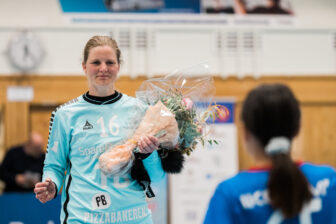 Tusen takk til Vibeke for 200 kamper for klubben! Tusen takk til Vibeke for 200 kamper for klubben!